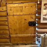 Traditional Barn -stabbur - Wifi Og Sauna Chaleter Baukal