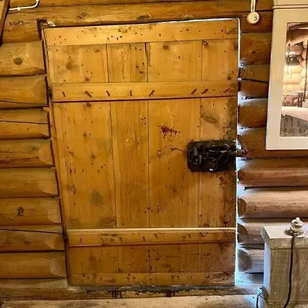 Traditional Barn - Glamping - Wifi Og Sauna Chalet Baukal