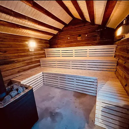 Traditional Barn - Glamping - Wifi Og Sauna Baukal
